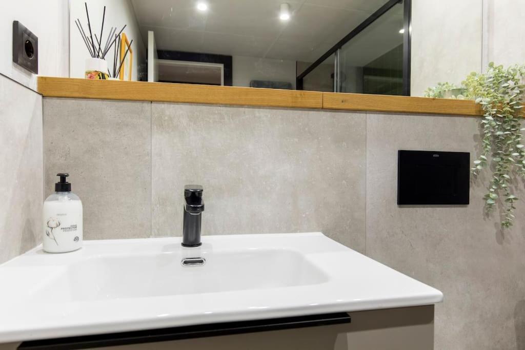 Castrillo 4 Apartamento Acogedor Zaragoza Exteriér fotografie
